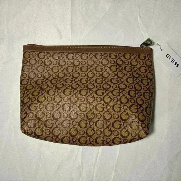 New with tags, Guess brand travel bag/toiletries bag, #A038 - Picture 2 of 5